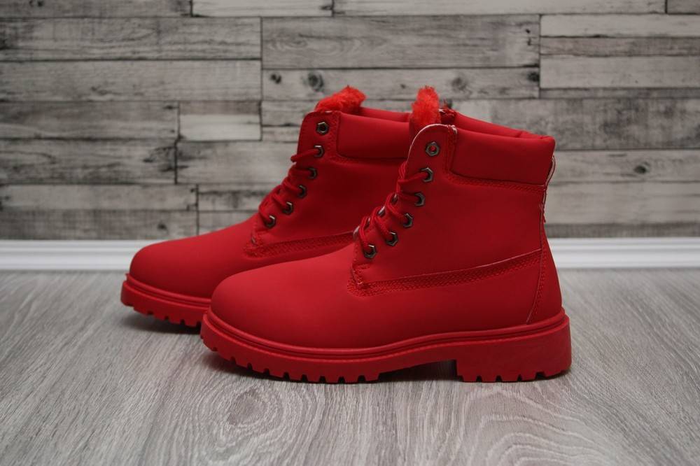 Красные ботинки (39 фото): с чем носить женские зимние лаковые и кожаные модели красного цвета