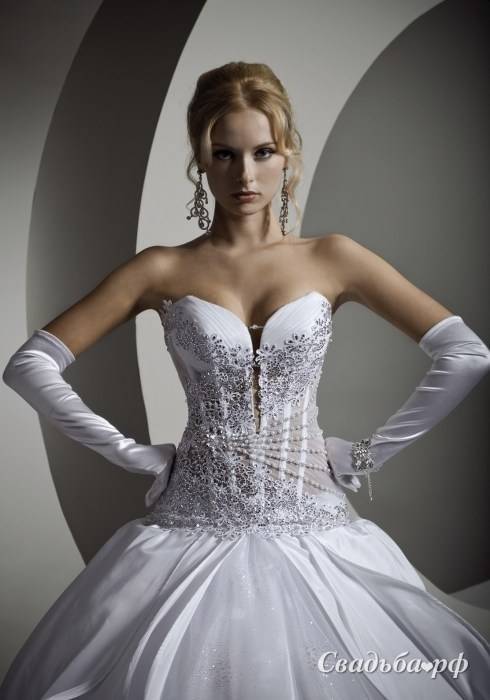 Свадебное платье с корсетом (фото и видео)