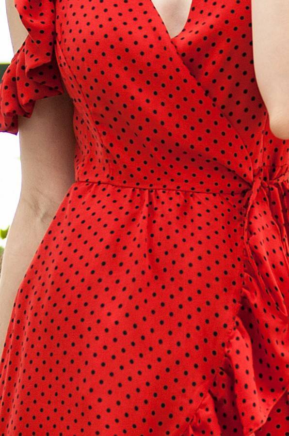 Платья в горошек 2019-2020: фото модных фасонов - длинные, вечерние, короткие, летние с пышной юбкой - актуальные цвета и принты
