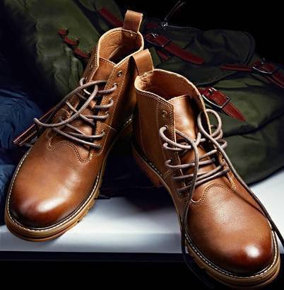 С чем носить мужские ботинки коричневого цвета