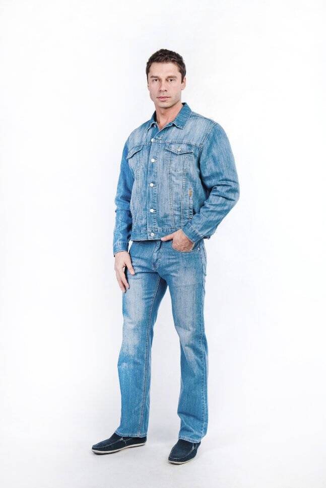 Модный джинсовый костюм для мужчин