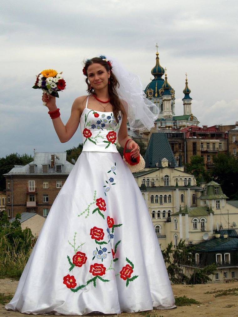 Свадебные платья в русском стиле - фото и советы по выбору
