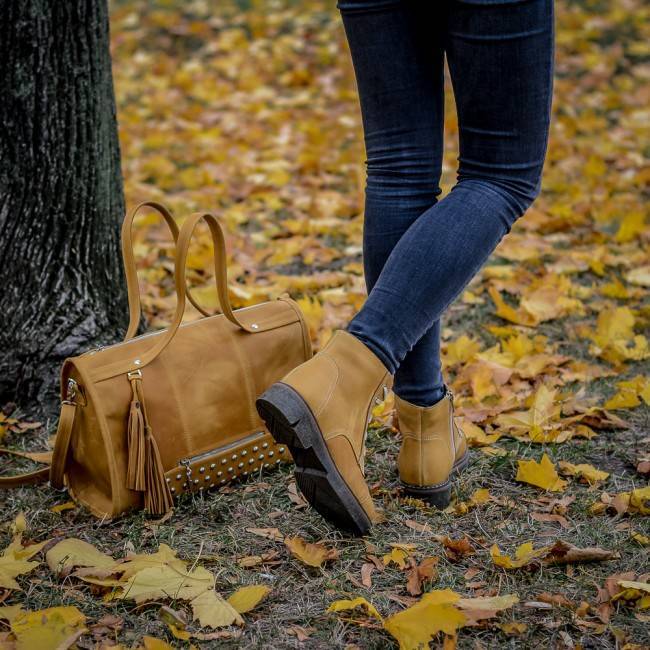 Модные ботинки осень-зима 2021-2022: шагай в ногу со временем!