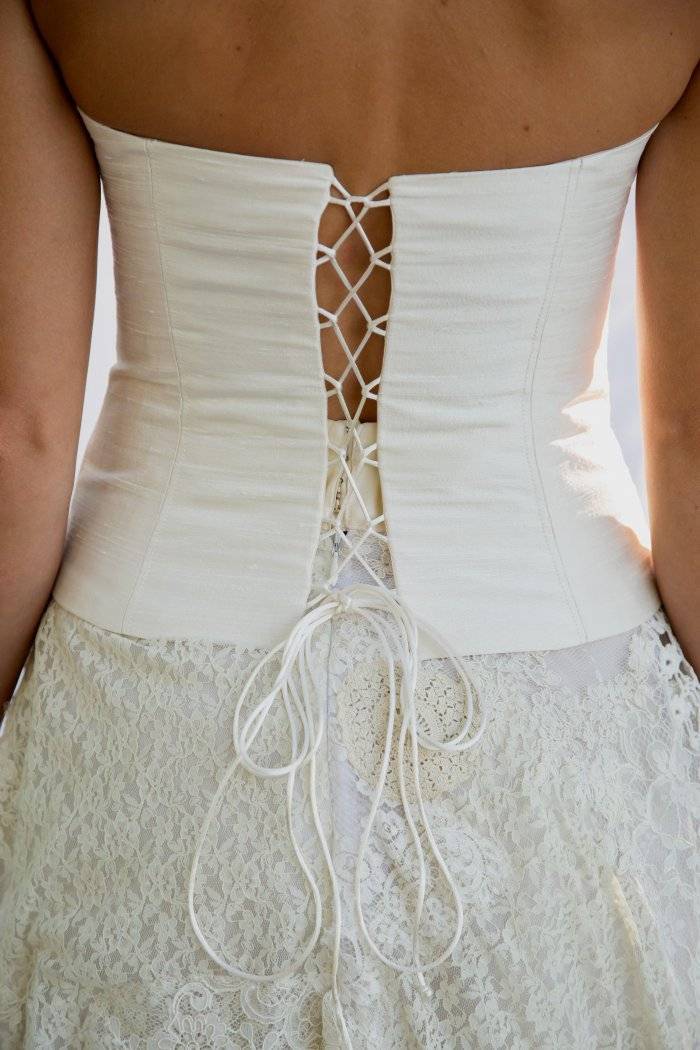 Как правильно зашнуровать корсет на свадебном платье - описание со схемой, фото и видео
