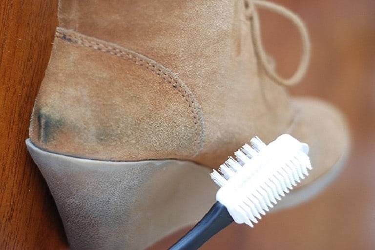 Как почистить нубуковую обувь в домашних условиях