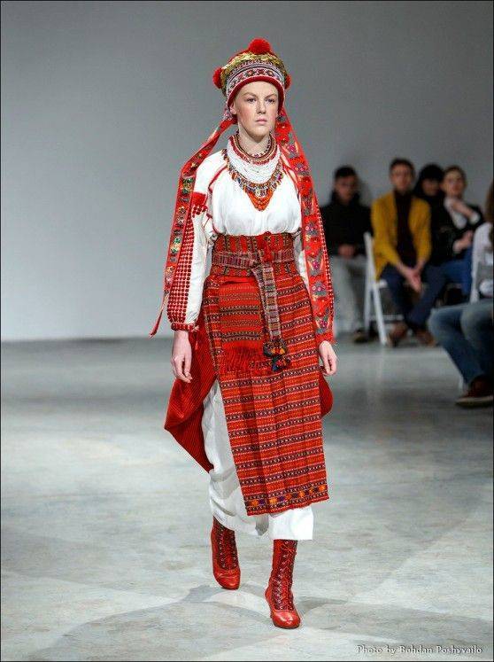 Одежда в русском стиле и её ключевые особенности