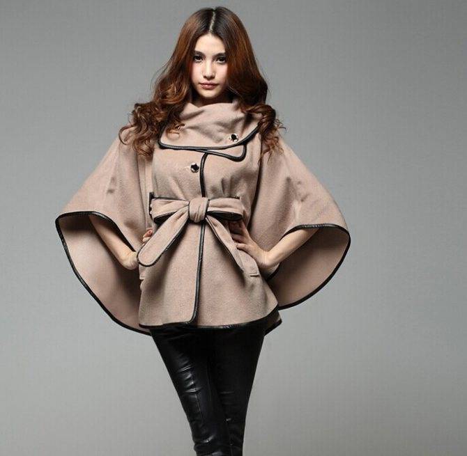 Что такое пальто-манто и с чем его носить: 12 модных примеров