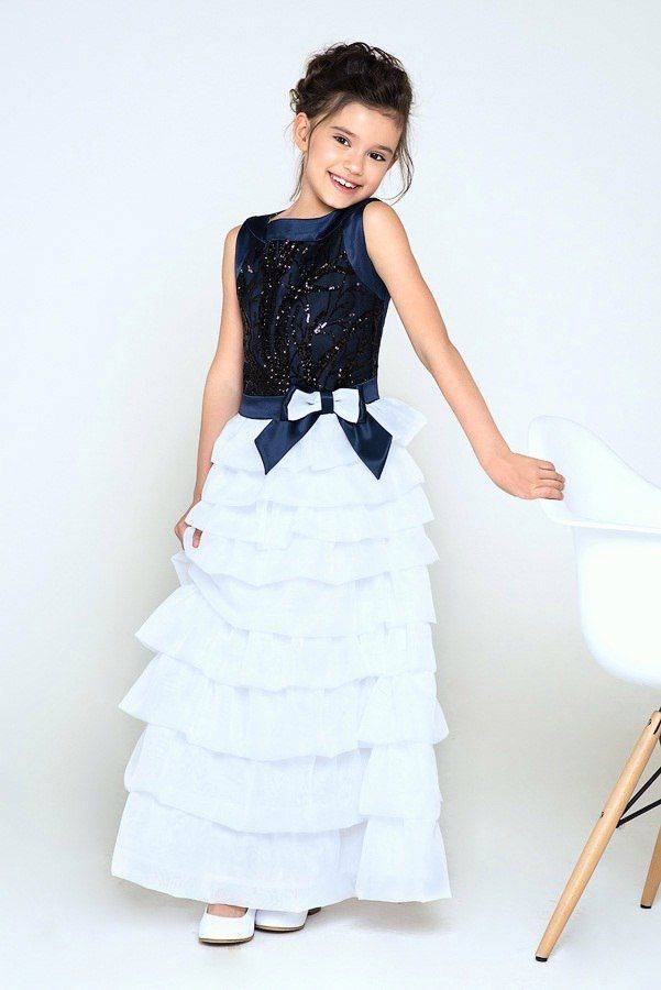 Красивые платья для подростков – модные образы для девочек