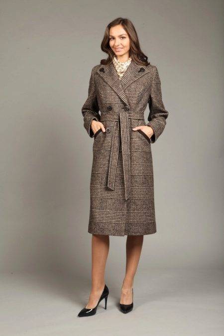 C чем носить осеннее пальто: модные советы стилистов
