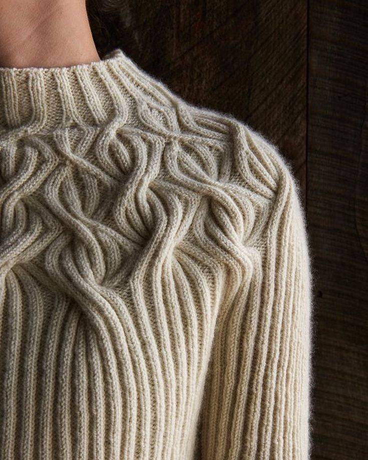 Знаменитый свитер с косами (моя копия:))