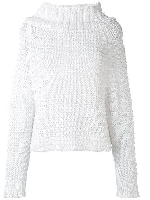 С чем зимой носить белый свитер?: модные фасоны и образы