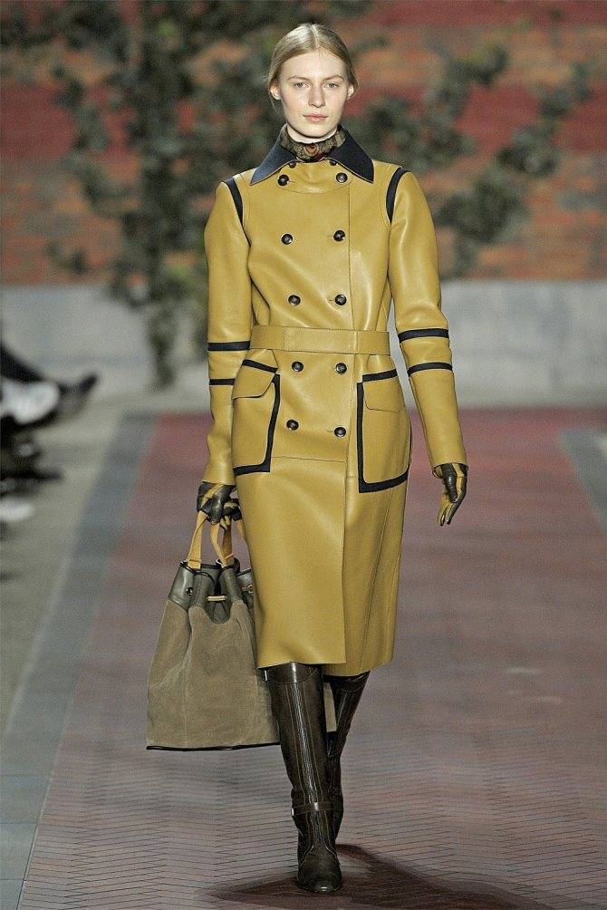Модные пальто весна 2022 - женские: фото, основные тенденции и тренды
