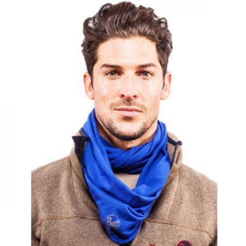 Как правильно носить шарф хомут: способы и сочетания