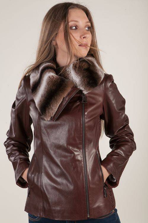 Кожаные пальто с мехом: красивые и практичные модели