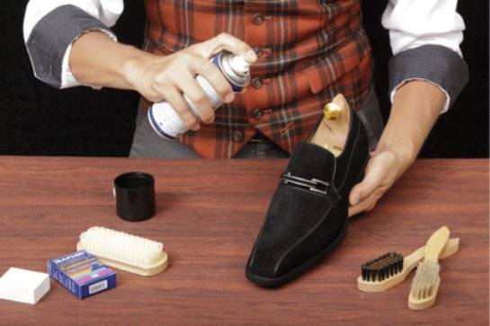 Как почистить замшевые кроссовки