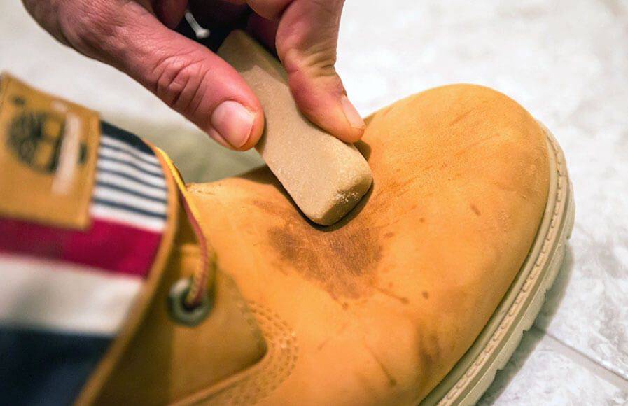 Как чистить обувь из нубука в домашних условиях, средства