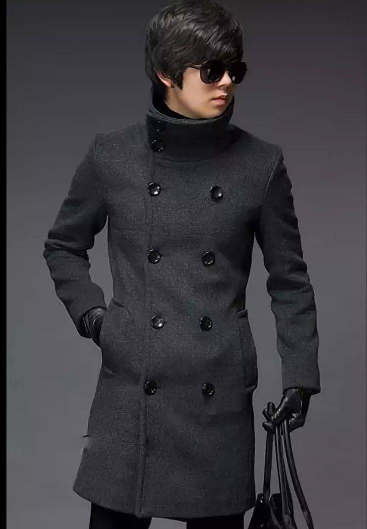 Чёрное мужское пальто: правила сочетания