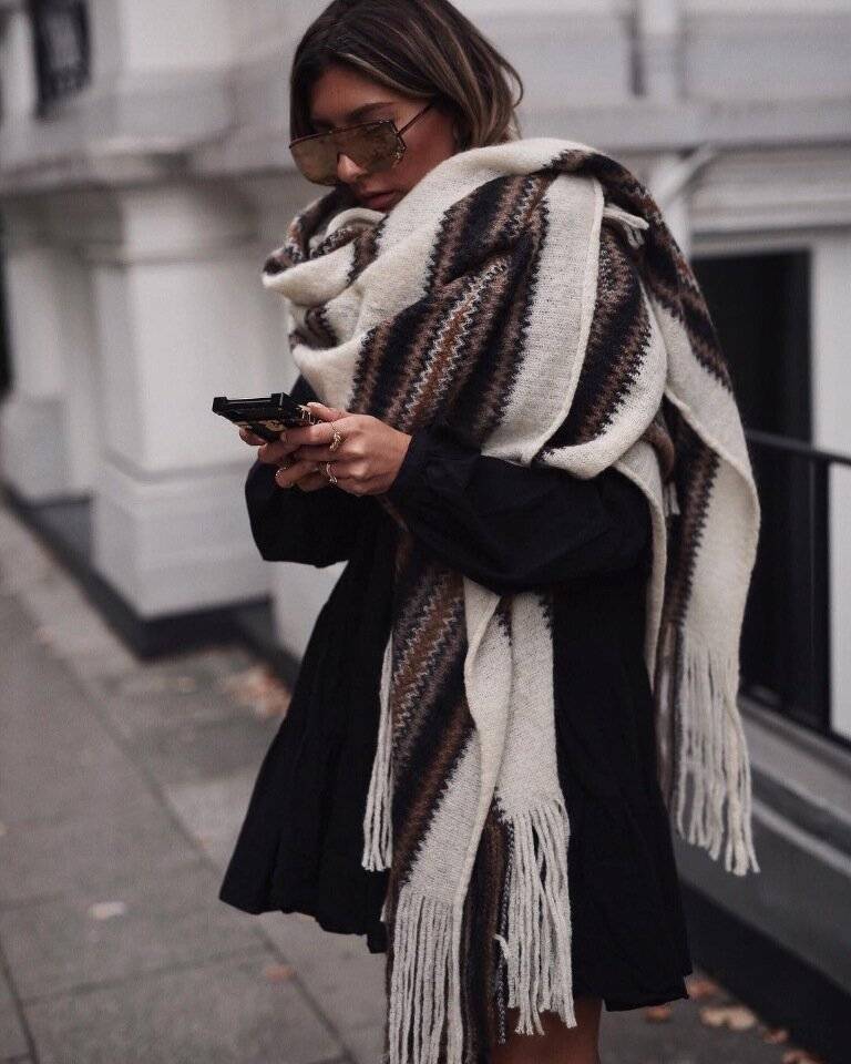 Модные шарфы осень-зима 2019-2020: фото, тренды, новинки, как носить