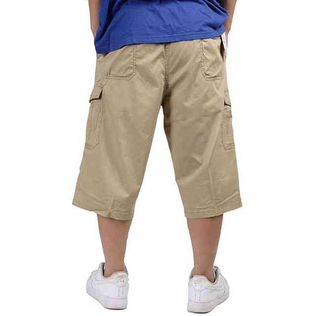 Мужские шорты бермуды являются важным предметом летнего гардероба, которые отличаются практичностью и стильным внешним видом