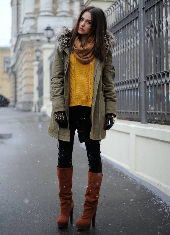 С чем носить белые ботинки осенью, зимой 2021-2022: на шнуровке, челси, с пальто, фото