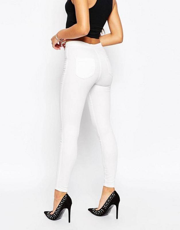 С чем носить белые джинсы: 33 безупречных образа | trendy-u