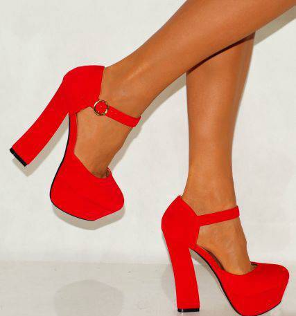 Как носить красные туфли: 14 шагов (с иллюстрациями)