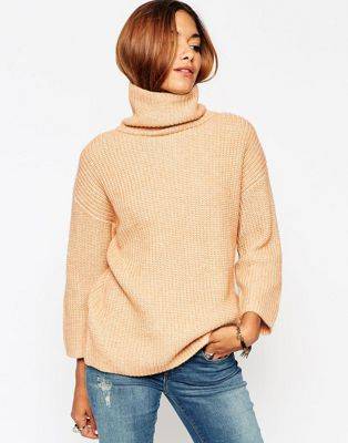 Что собой представляет свитер без рукавов и с чем его носить? трендовые цвета и стильные образы с фото