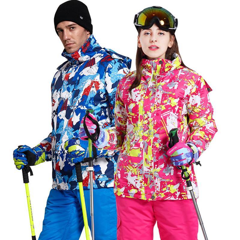 10 лучших горнолыжных костюмов