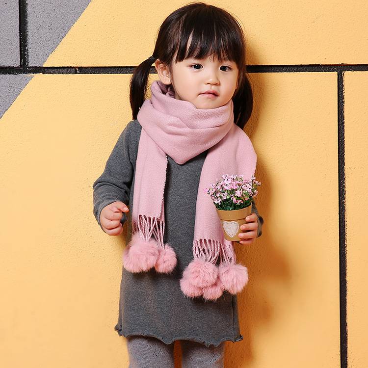 Красивый детский шарф спицами: защищаем горло ребенка в холода