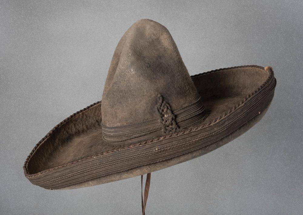 Мексиканская шляпа, особенности фасона, материалы изготовления