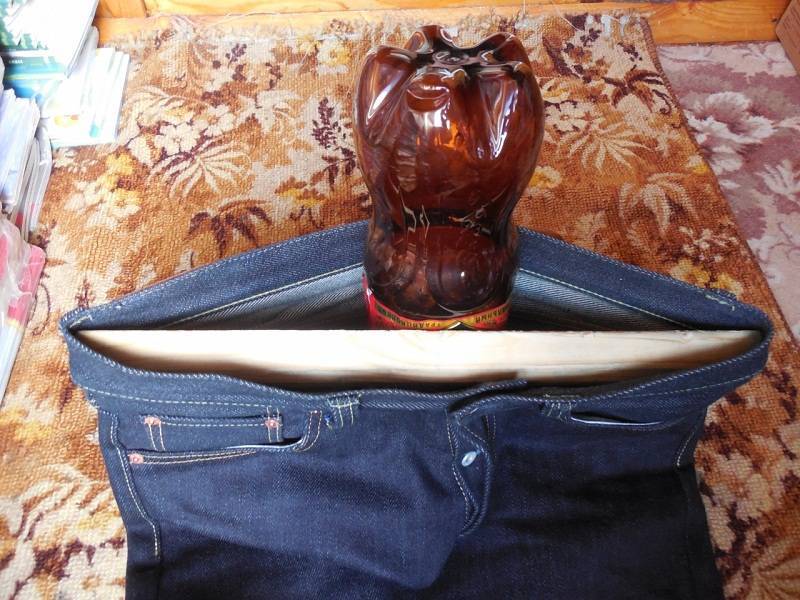 5 способов как растянуть джинсы в домашних условиях?