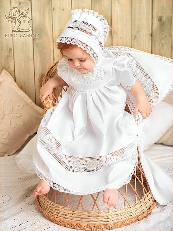 Крестильные одежда для маленьких принцес и принцев