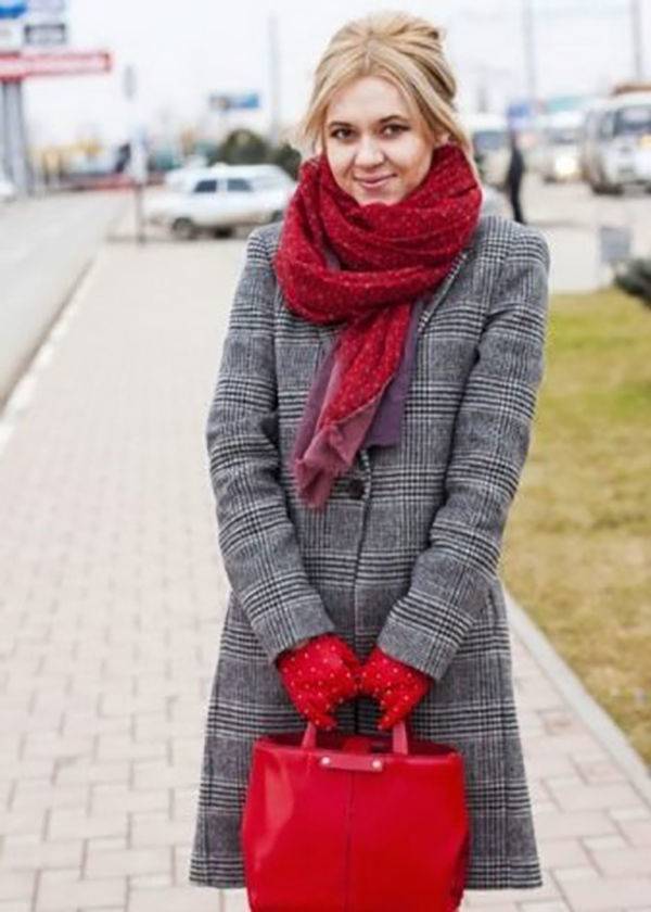 Модные образы с красным пальто
