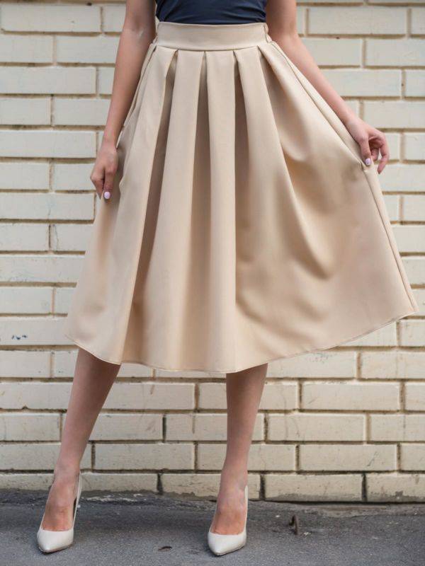 Прекрасная юбка солнце: сногсшибательно модные луки этого сезона