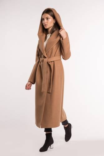 С чем носить коричневое пальто? 20 теплых образов | trendy-u