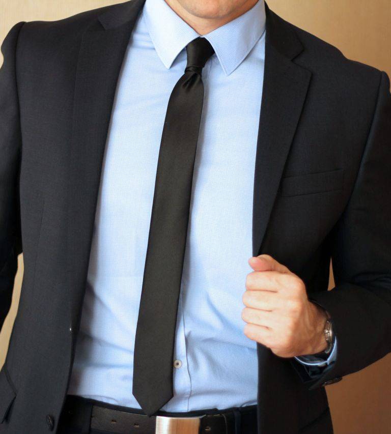 Как правильно подобрать и носить галстук: советы стилистов
