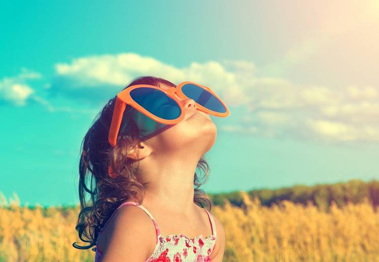 Офтальмолог – о том, чем опасно солнце для глаз и почему солнцезащитные очки нужно носить не только летом — новости барановичей, бреста, беларуси, мира. intex-press