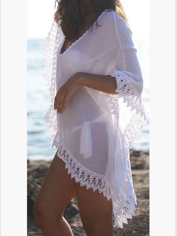 Белое пляжное платье