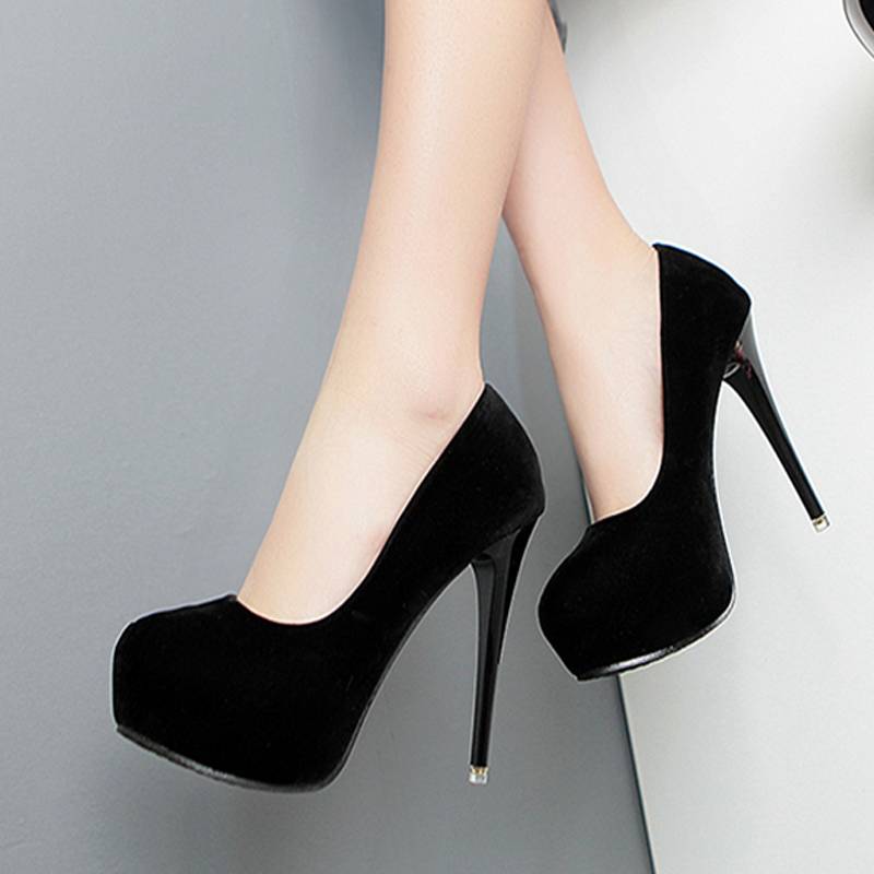 Черные туфли на каблуке: красивые модели с фото, как создать лук и с чем носить