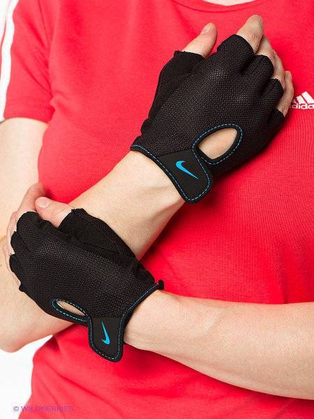 Лучшие перчатки для занятия фитнесом на 2021 год