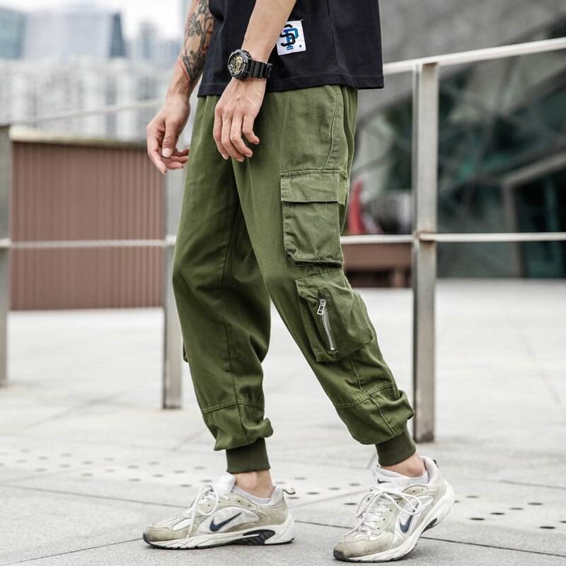 Мужские брюки в стиле милитари: популярные фасоны