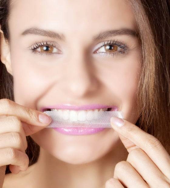 Как надолго сохранить  белизну зубов