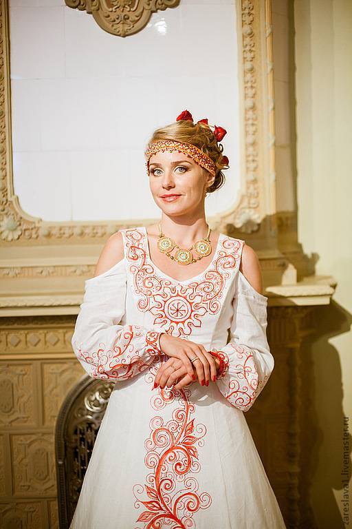 Свадебные платья в русском стиле: советы по выбору нарядов и аксессуаров к ним
