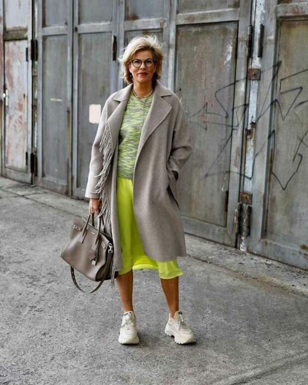 Составляем базовый гардероб для женщины 50 лет