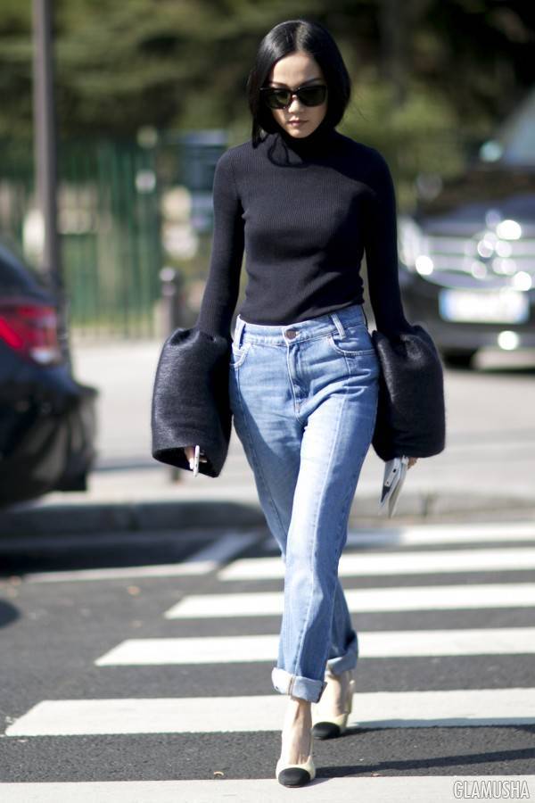 С чем носить широкие джинсы - фото образов 2021 - fashionme