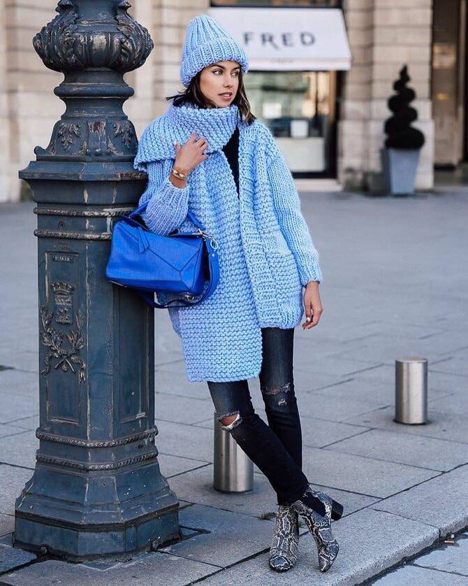 Как и с чем носить голубое пальто — стильные и гармоничные образы 2019