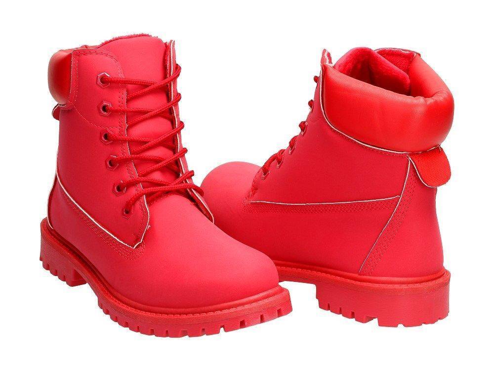 С чем носить красную обувь 2021: 30 сногсшибательных образов