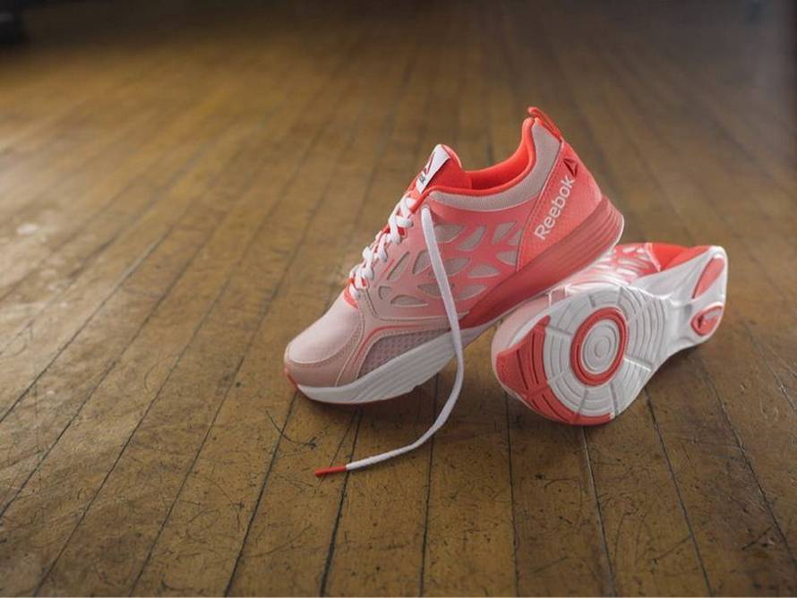Кроссовки для зала мужские и женские: какие модели лучше выбрать для занятий фитнесом, силовыми тренировками, кроссфитом?