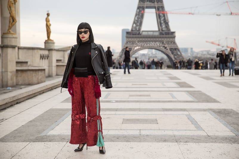 Как одеваться во французском стиле и соблюдать парижский образ жизни