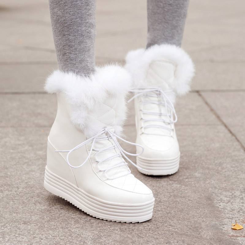 Женские кроссовки зимние на меху с чем носить: модные тенденции